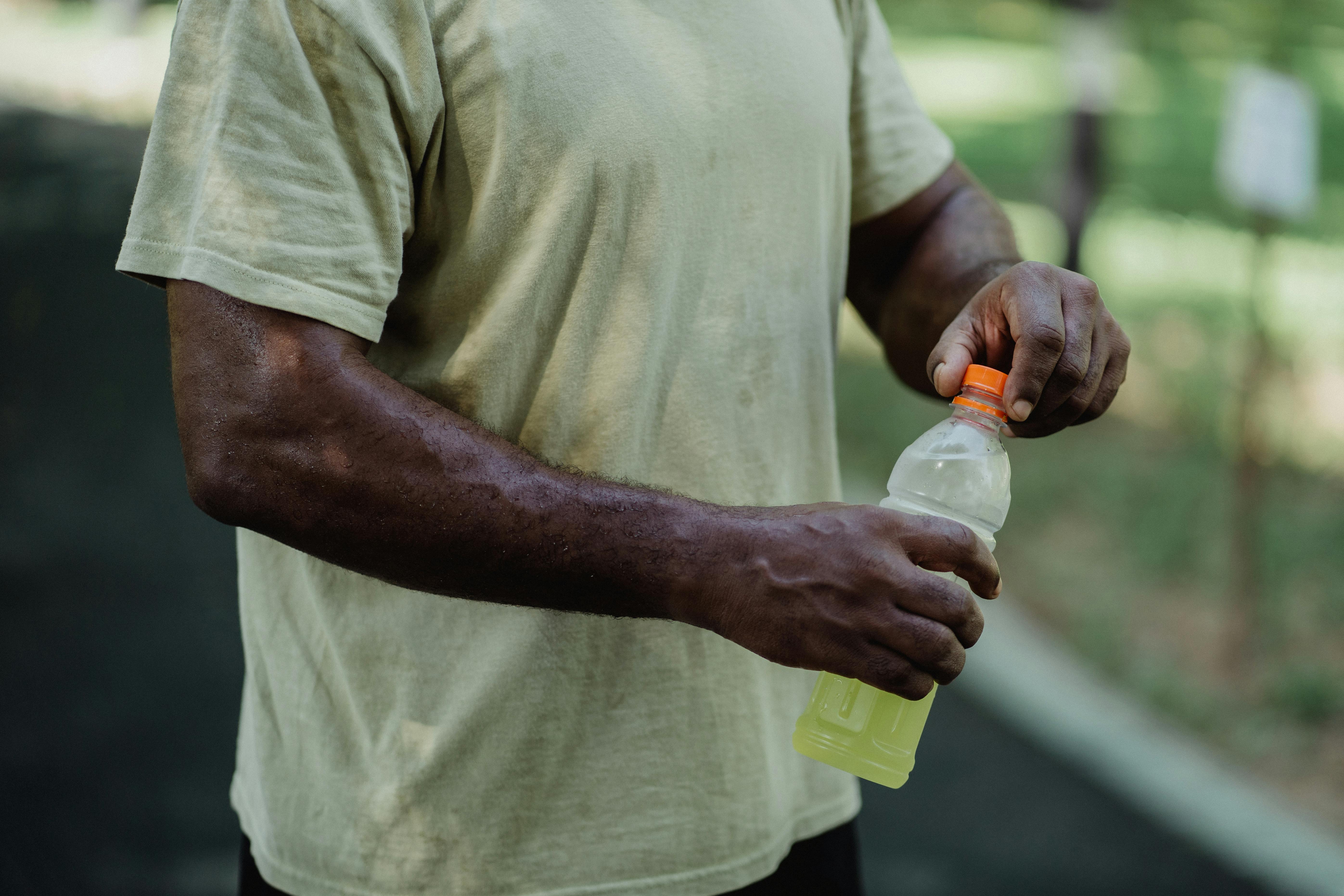 Signs of Dehydration: Spot It and Rehydrate Safely